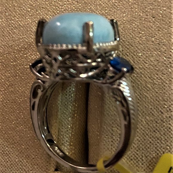 Larimar, Malgache Neon Apatite Ring